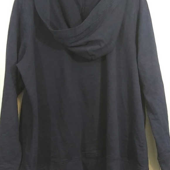 V Sport by Venezia Embridered hoodie - Picture 5 of 6